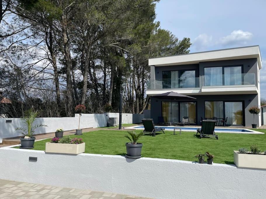 Villa Sara Juršići Eksteriør bilde